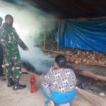 Ikut Serta Dalam Proses Pembuatan Makanan Khas Daerah, Satgas TMMD Lakukan Ini