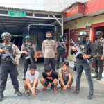 Responsif Terima Aduan Masyarakat, Personil Sabhara Polda Sulsel Amankan 3 Orang Preman Yang Resahkan Masyarakat Makassar