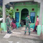 Personil Satgas TMMD Laksanakan Komsos Untuk Mendisiplinkan Prokes