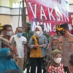 Tinjau Vaksinasi Massal Polda Sulsel Tahap Ke II , Kapolda Sulsel Optimis Target 63.900 Dosis Terpenuhi