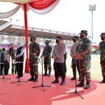 Tinjau Vaksinasi di Surabaya, Kapolri: Datangi dan Layani Warga yang Ada Di Titik Tak Terjangkau