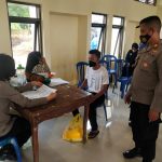 Usai Tanam Pohon Bersama, Polsek Bajeng Bersama BKPRMI dan Karang Taruna Gelar Vaksinasi