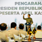 Presiden Jokowi Apresiasi TNI-Polri Tangani COVID-19 : Kerja Keras, Kasus Turun