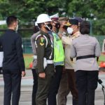 Apel Gelar Pasukan Ops Lilin 2021 Mengecek Kesiapan Pengamanan Natal 2021 dan Tahun Baru 2022