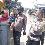 Kapolsek Manggala Bersama Jajaran Pantau Pengungsi Korban Banjir