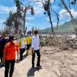 Tinjau Lokasi Erupsi Gunung Semeru, Presiden Pastikan Penanganan Bencana Berjalan Baik