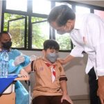 Tinjau Vaksinasi Anak Usia 6-11 Tahun, Presiden Harap Anak Terlindungi Covid-19