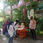 Anggota Binmas Polsek Mariso Hadiri Sosialisasi Vaksin di SDN Kakatua Jl. Gagak Makassar