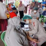 Kejar Target, Polsek Tamalanrea Bersama Urkes Polrestabes Makassar Gelar Vaksinasi Door To Door