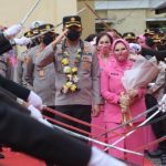 Perpisahan Kombes Pol Witnu Urip Laksana, Polrestabes Makassar Gelar Tradisi Farawell Parade