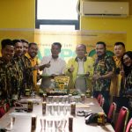 //Hut Ke-20 Tahun, AMPG Makassar Syukuran Di Kantor Golkar