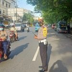 Pelayanan Polri di Pagi Hari Dalam Melancarkan Arus Lalulintas