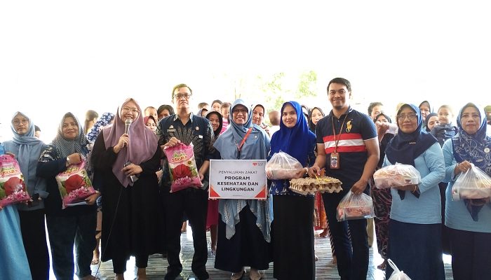 Ketua TP PKK Pannampu Sambut Bantuan Intervensi Rumah Zakat di Rumah Gizi Pannampu