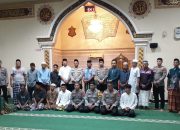 SAFARI SUBUH DI MESJID NURUL QUR’AN, WARGA KELURAHAN BULOA BERSATU DENGAN POLRI