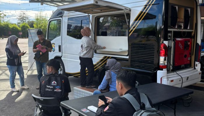 Polrestabes Makassar Permudah Layanan SKCK Lewat Mobil Keliling