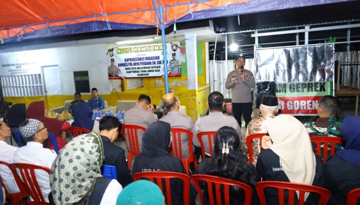 Kapolrestabes Makassar Gelar Ngopi Kamtibmas Bersama Warga Bara-Barayya Induk