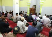 Safari Subuh di Masjid At-Taqwa, Kapolrestabes Ajak Warga Jaga Kamtibmas dan Tingkatkan Ibadah