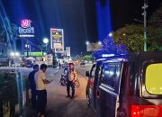 Dialog Hangat di Malam Hari, Polisi dan Warga Kompak Cegah Gangguan Kamtibmas