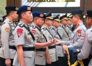 Kapolda Sulsel Pimpin Upacara Sertijab dan Pelantikan Pejabat Utama serta Kapolres Jajaran Polda Sulsel