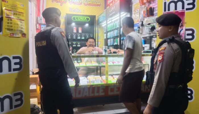 Personil Samapta Laksanakan Hunting Patroli, Temui Masyarakat Berikan Pesan Kamtibmas