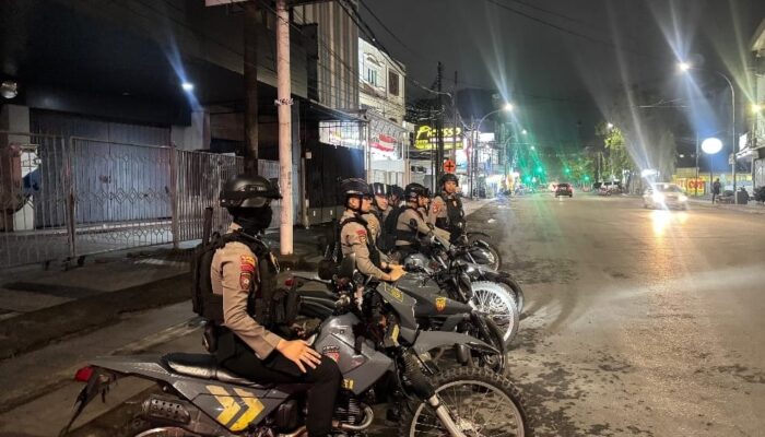 Personil Samapta Polrestabes Makassar Antisipasi Balap Liar dan Tawuran Lewat Patroli KRYD