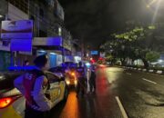 Hadirkan Rasa Aman, Personil Samapta Polrestabes Makassar Laksanakan Patroli Malam
