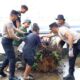 Bersih Bersih Pantai Losari, Polrestabes Makassar Polda Sulsel Gelar Bakti Sosial