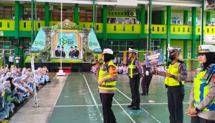 Satlantas Polrestabes Makassar Police Goes to School, Sosialisasikan Ops Keselamatan Pallawa 2026
