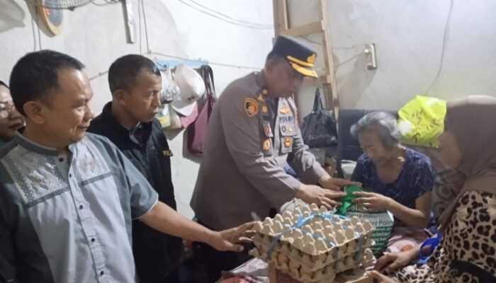 Kapolsek Manggala Kunjungi Warga Sakit yang Hidup Sebatang Kara di Kelurahan Borong