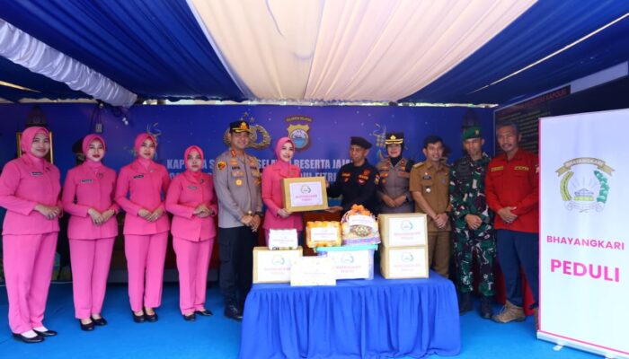 Kapolrestabes Makassar Kunjungi Pos Yan Operasi Ketupat 2026, Beri Motivasi dan Bingkisan Petugas