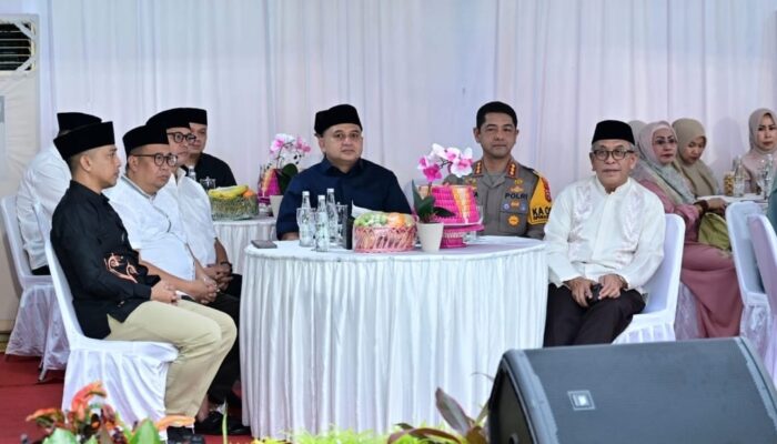 Kapolrestabes Makassar Hadiri Buka Puasa Bersama Forkopimda Kota Makassar