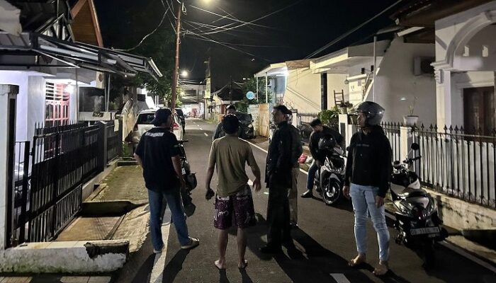 Respon Cepat Polisi Amankan Anak Mengamuk Ancam Orang Tua di Makassar