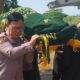 Kapolsek Biringkanaya Ikut Mengantar dan Mengusung Jenazah Warga Hingga ke Pemakaman 
