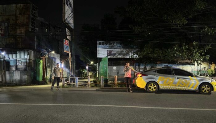 Patroli Rutin Polsek Makassar, Cegah Gangguan Kamtibmas di Wilayah Rawan