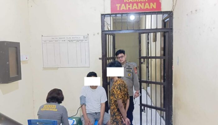 Dokkes Polrestabes Makassar Cek Kesehatan Tahanan di Polsek Jajaran