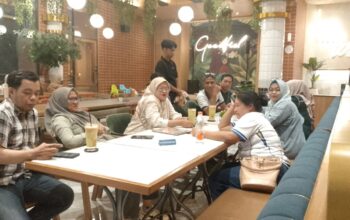 Hangatnya Silaturahmi di Tanah Kelahiran