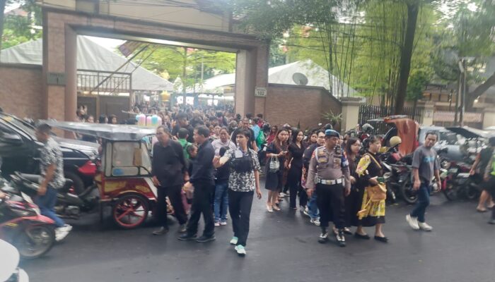 Polisi Siaga di Gereja, Perayaan Jumat Agung di Makassar Aman dan Kondusif