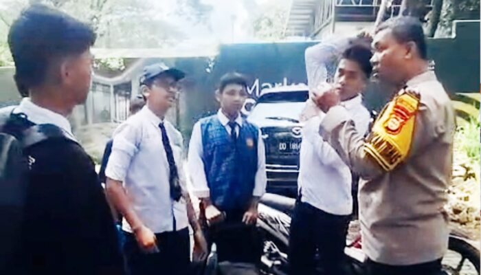 Bhabinkamtibmas Intensifkan Edukasi Kamtibmas, Mencegah Penyalahgunaan Vape di Kalangan Pelajar