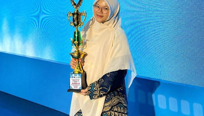 Membanggakan! Muti Kader IMM FAI UM Kendari Raih Juara II Lomba KTIQ Putri di MTQ Kolaka