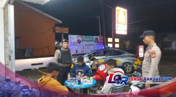 Patroli Perintis Presisi Polsek Bangkala Berikan Rasa Aman Warga Dimalam Hari